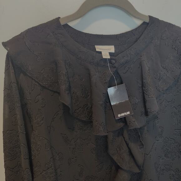 NWT Avenue Plus Sz 18 Black Ruffle Collar Floral Textured Shirt Long Sleeve - Picture 2 of 8